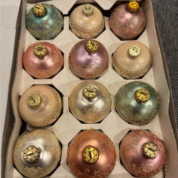 Vintage Christmas ornaments bundle lot set of 12 - Picture 2 of 4